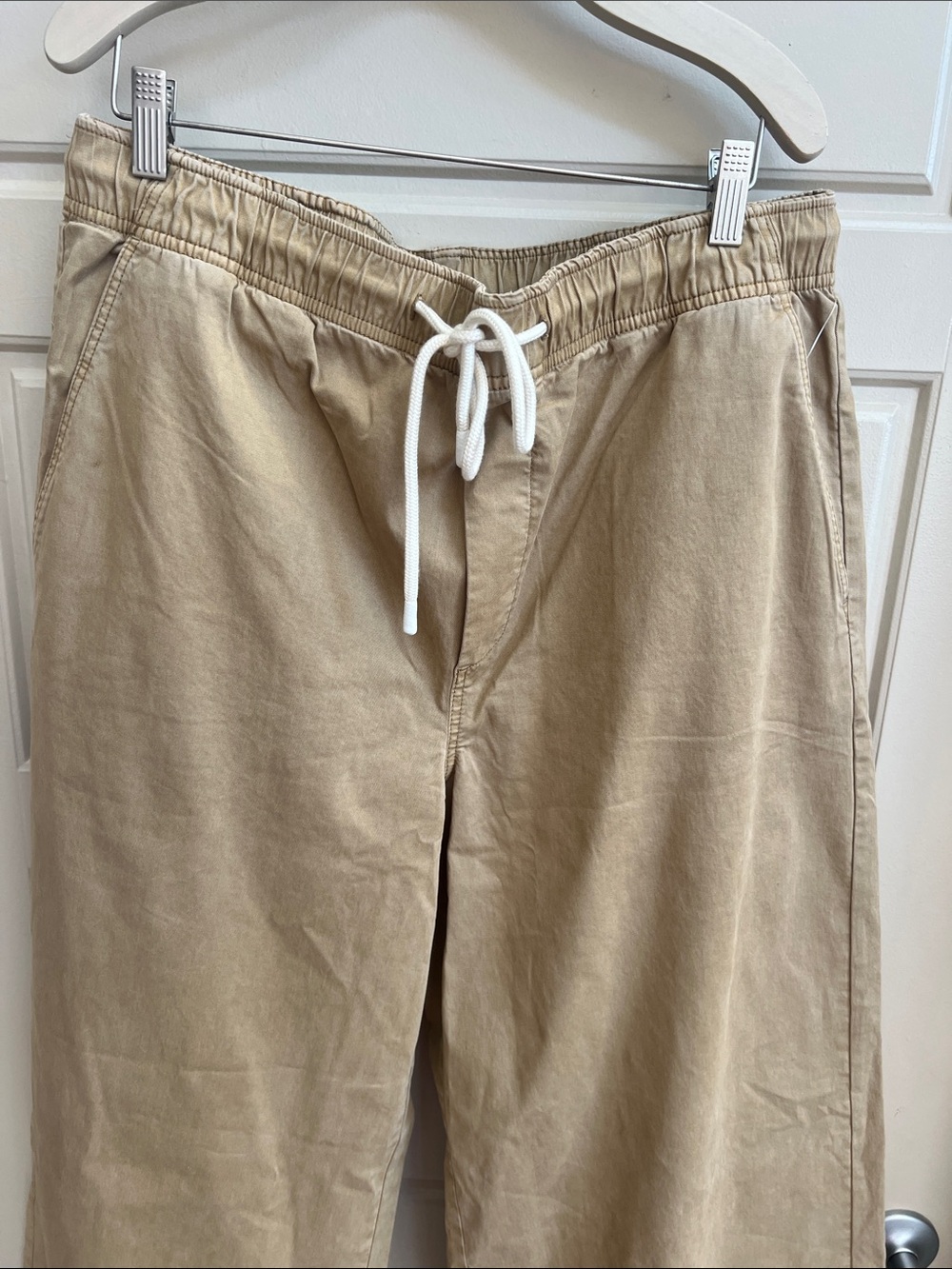 Anthropologie Pilcro Drawstring
Wide Leg Pants Khaki Tan Sz L NWT summer relax - Picture 4 of 9